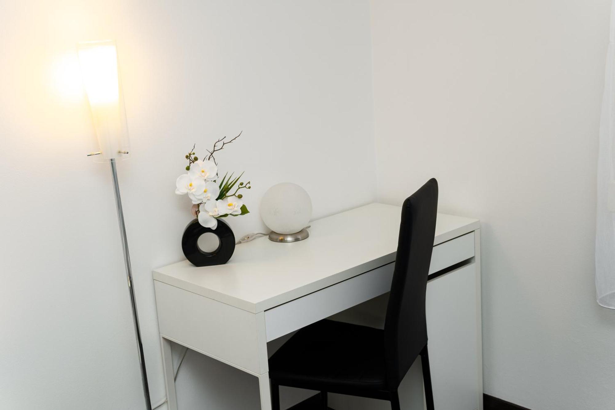 Bnb New Beautiful Apartment In The Center Of Ostrava With Option Garage Parking Exterior foto