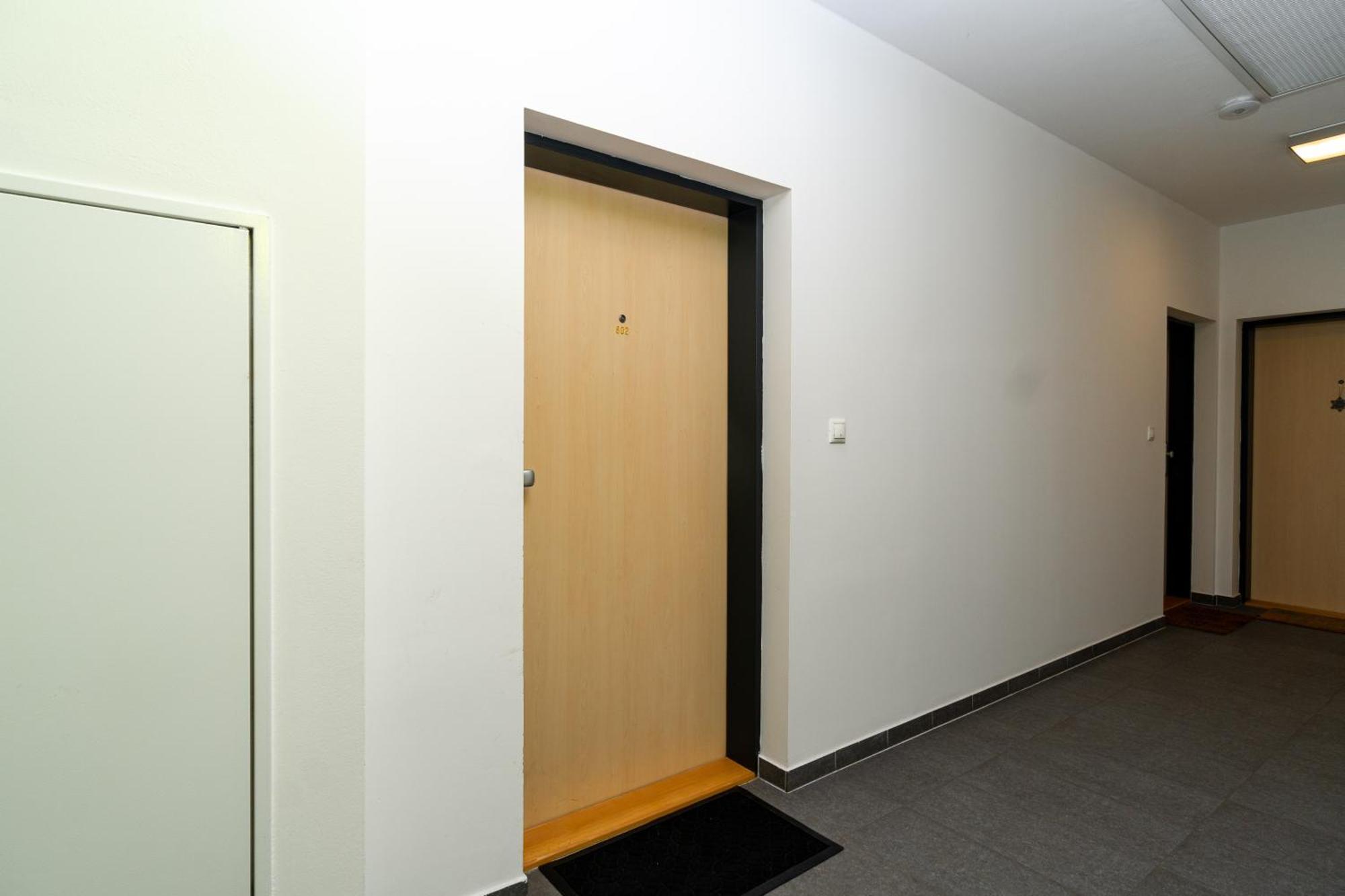 Bnb New Beautiful Apartment In The Center Of Ostrava With Option Garage Parking Exterior foto