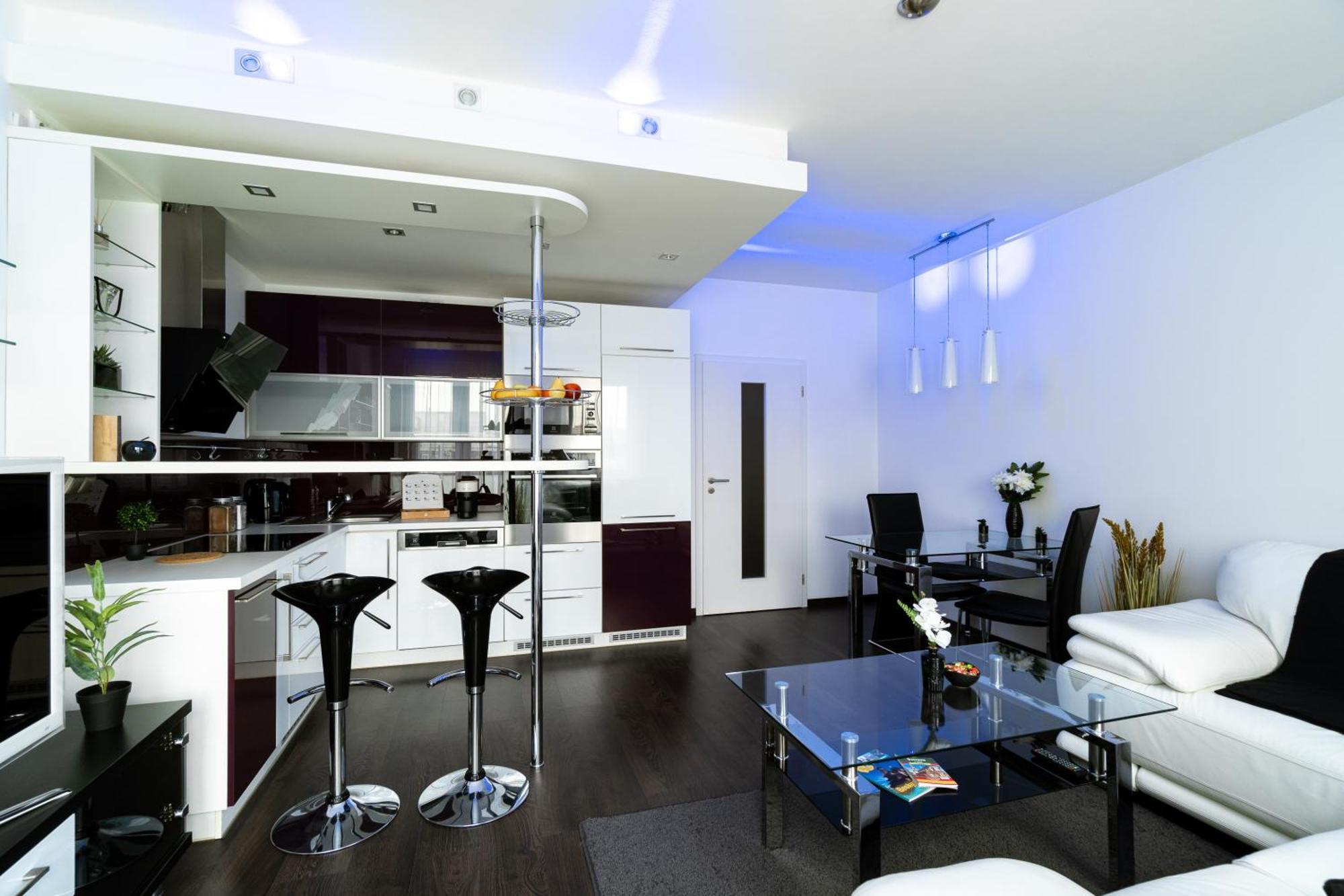 Bnb New Beautiful Apartment In The Center Of Ostrava With Option Garage Parking Exterior foto
