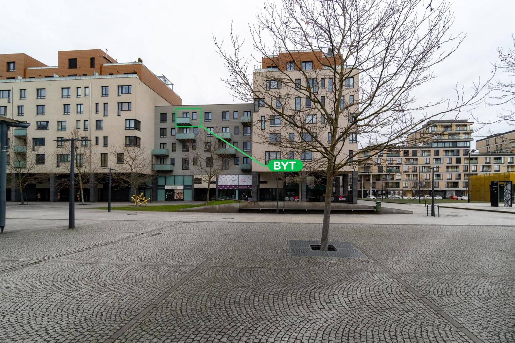 Bnb New Beautiful Apartment In The Center Of Ostrava With Option Garage Parking Exterior foto