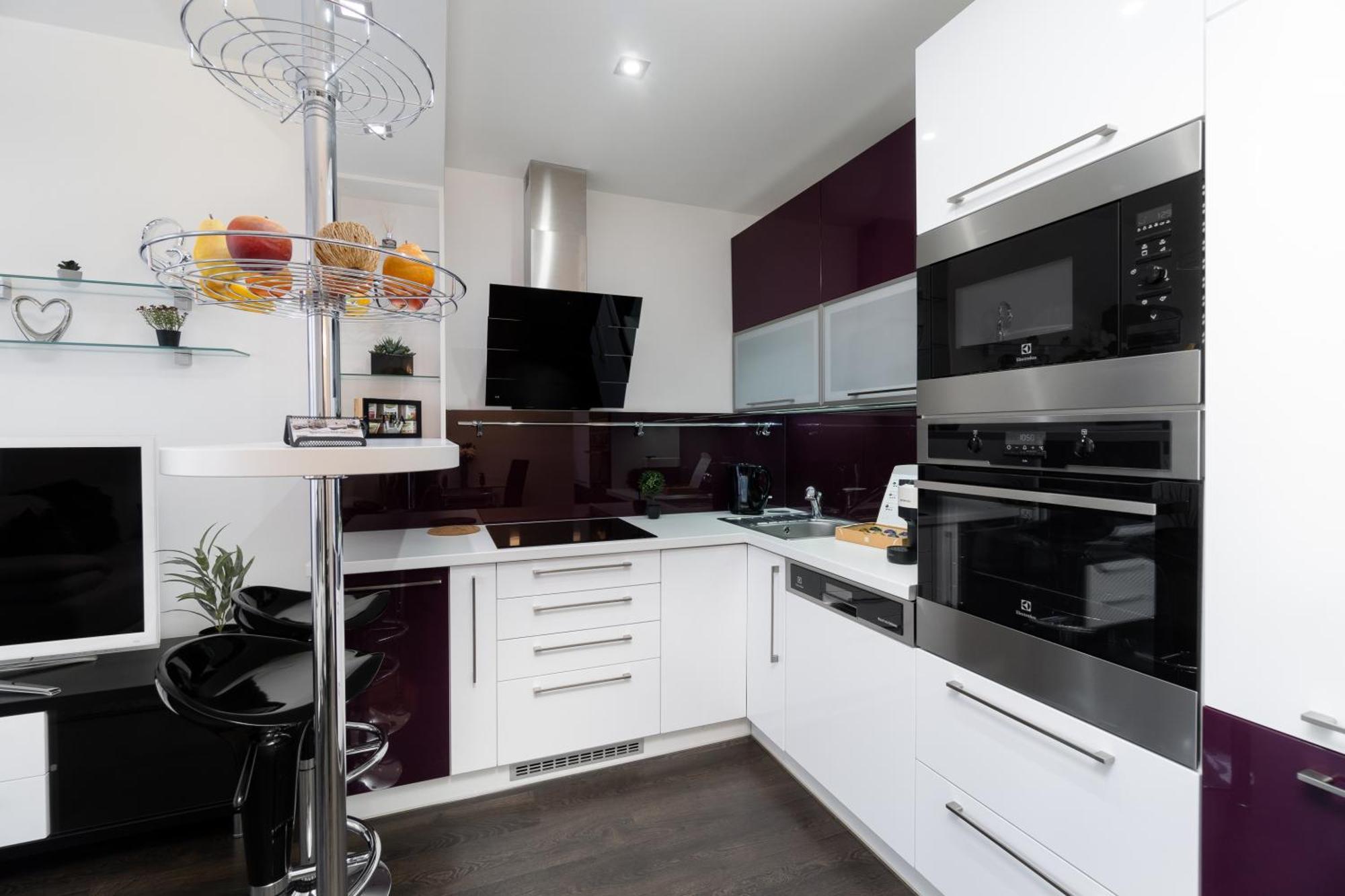 Bnb New Beautiful Apartment In The Center Of Ostrava With Option Garage Parking Exterior foto