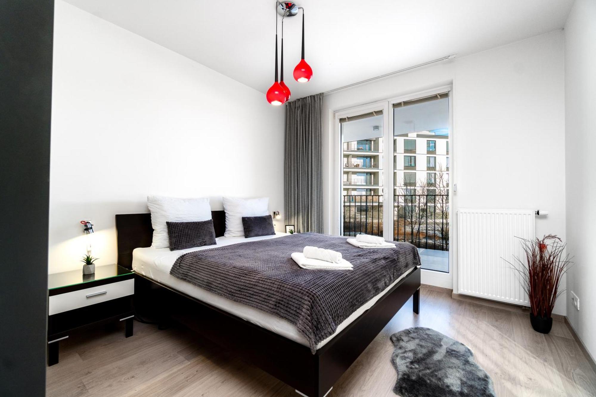 Bnb New Beautiful Apartment In The Center Of Ostrava With Option Garage Parking Exterior foto